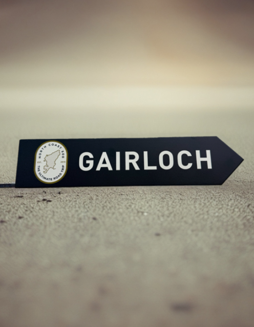 NC500 Wooden Direction Sign – Gairloch / Inverness