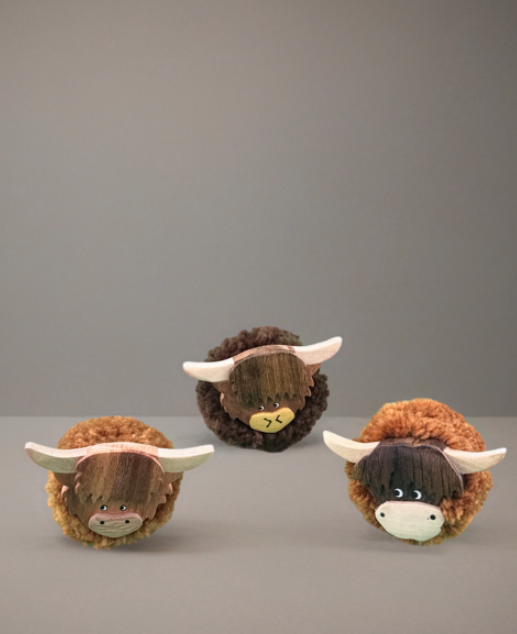 Large Highland Face Cow Pom Pom Magnets